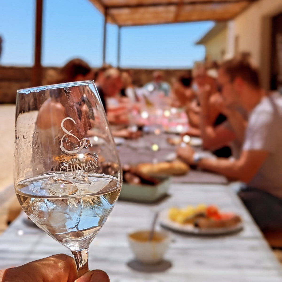 Avec quoi boire un Saint-Chinian ? Les accords mets-vins
